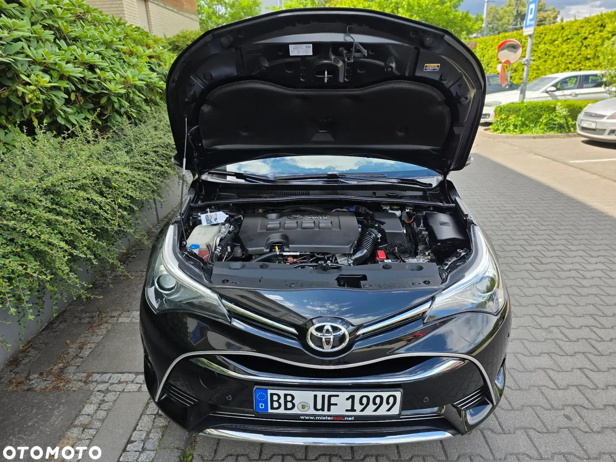 Toyota Avensis Touring Sports 1.8 Team Deutschland - 13