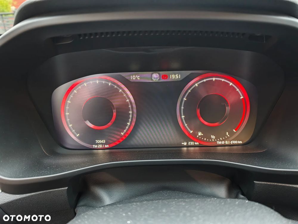 Volvo XC 40 - 21