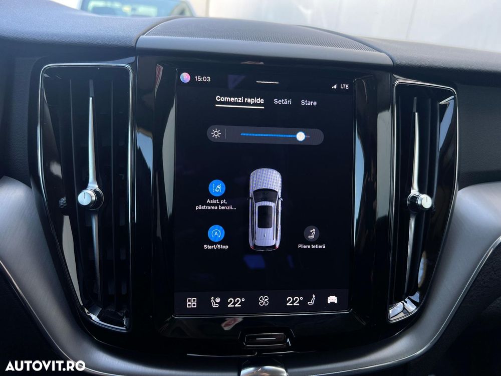 Volvo XC 60 B4 MHEV AT AWD Core - 28