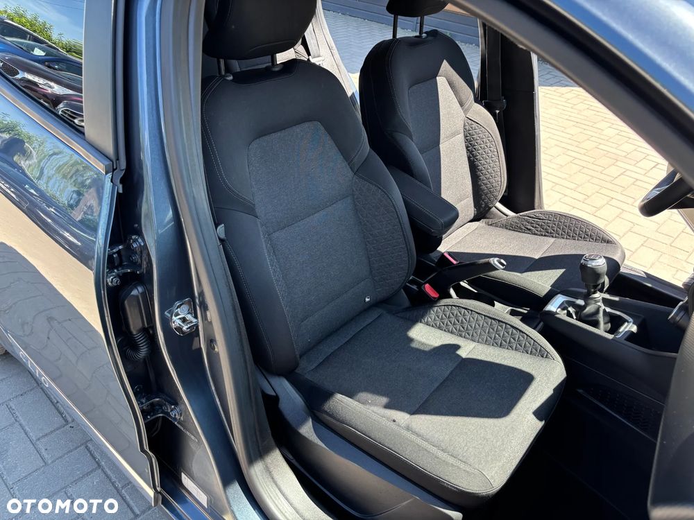 Renault Clio - 21