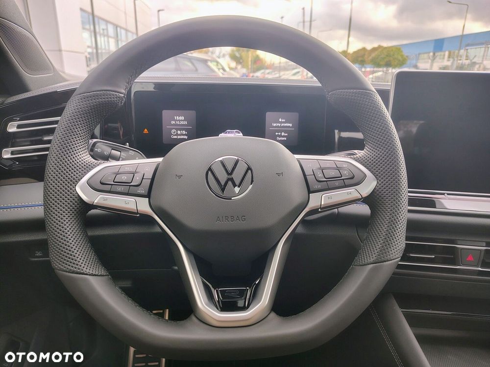 Volkswagen Tiguan - 13