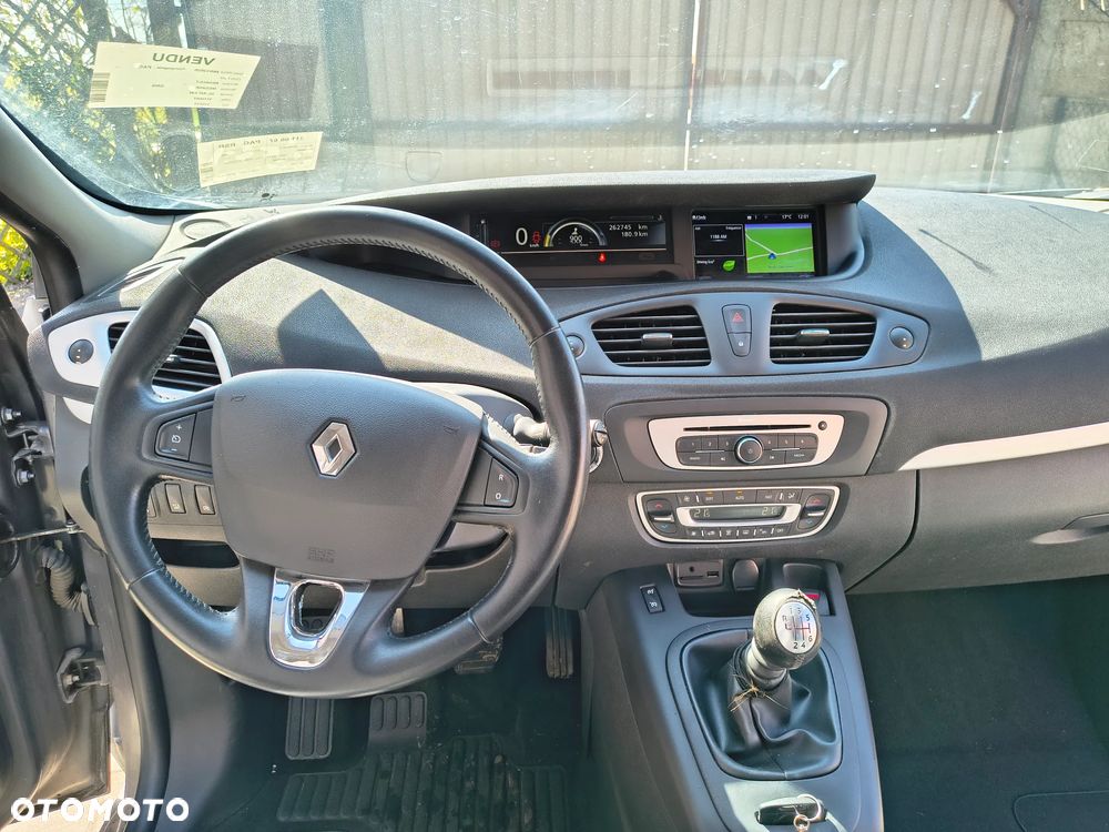 Renault Grand Scenic - 20