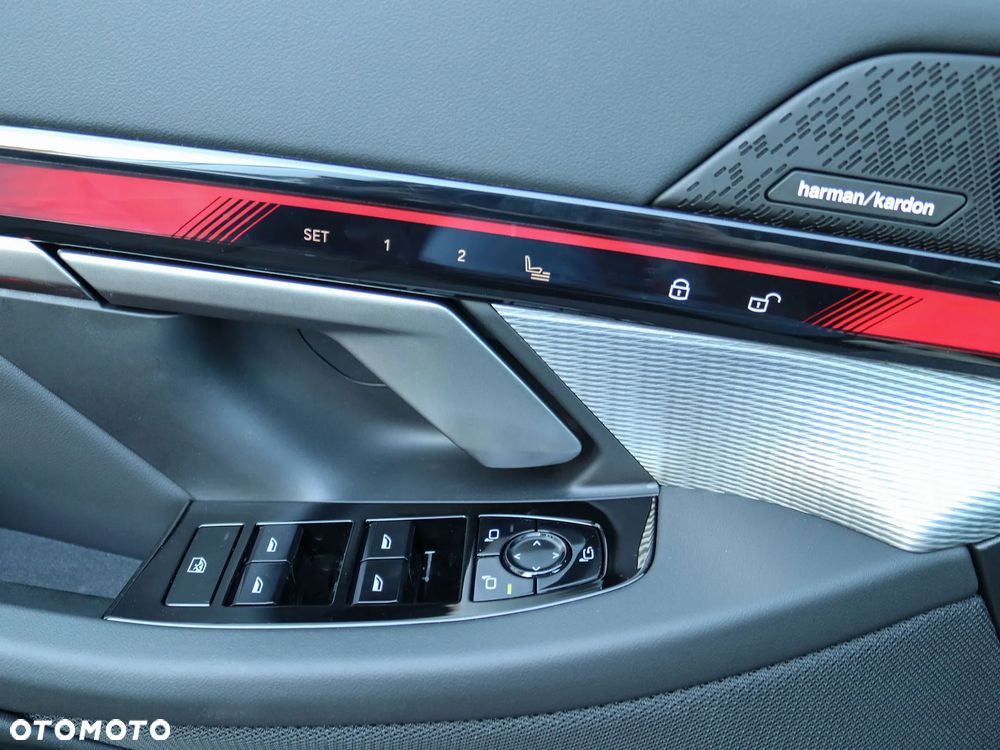 BMW Seria 5 520i mHEV sport - 15