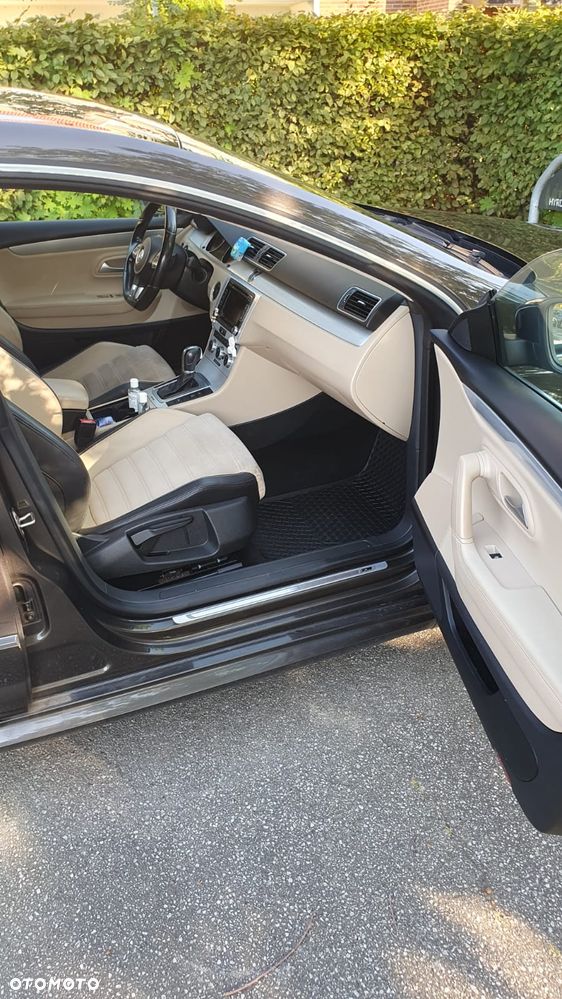 Volkswagen CC 2.0 TDI 4Motion BlueMotion Technology DSG - 31