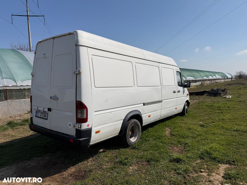 Mercedes-Benz Sprinter 413 - 3