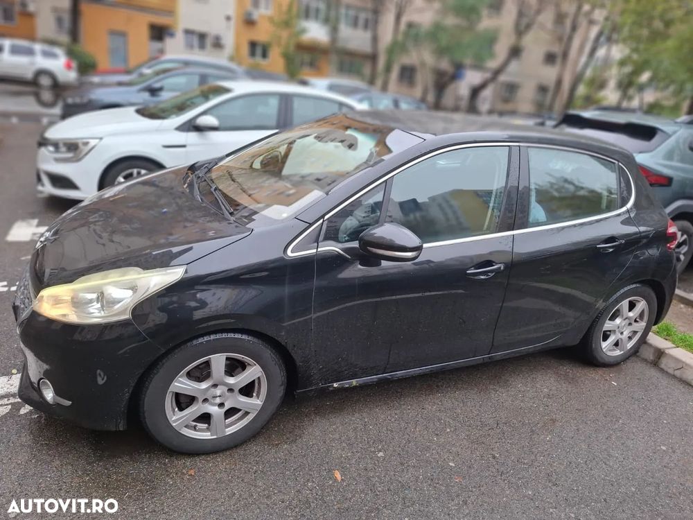 Peugeot 208 1.4 HDi FAP Style - 2