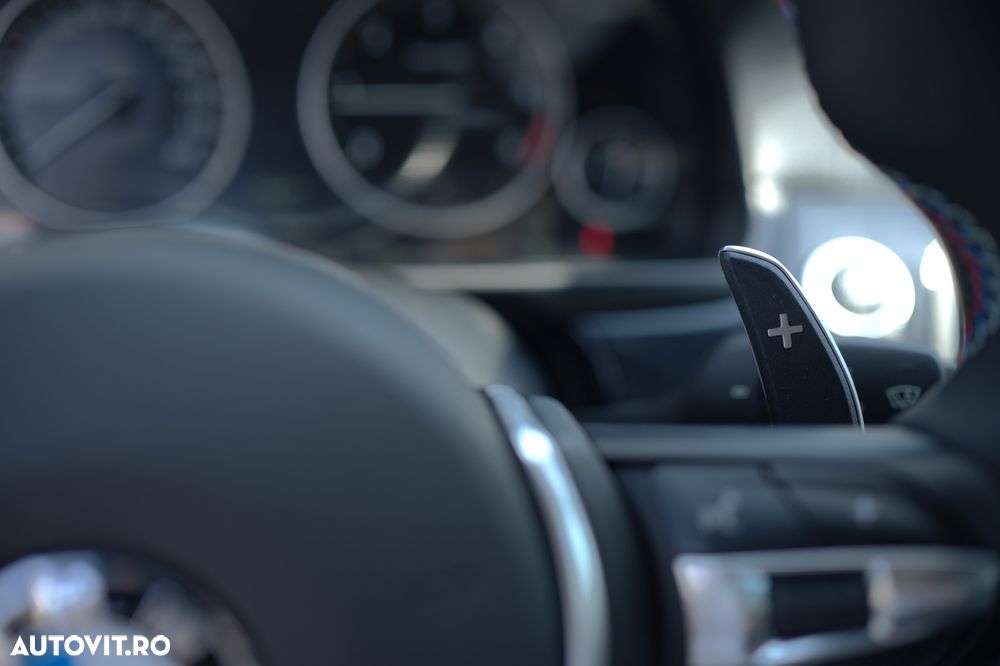 BMW Seria 5 520d - 27