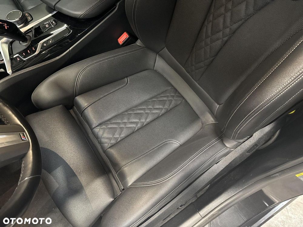 BMW Seria 5 530e xDrive M Sport sport - 14