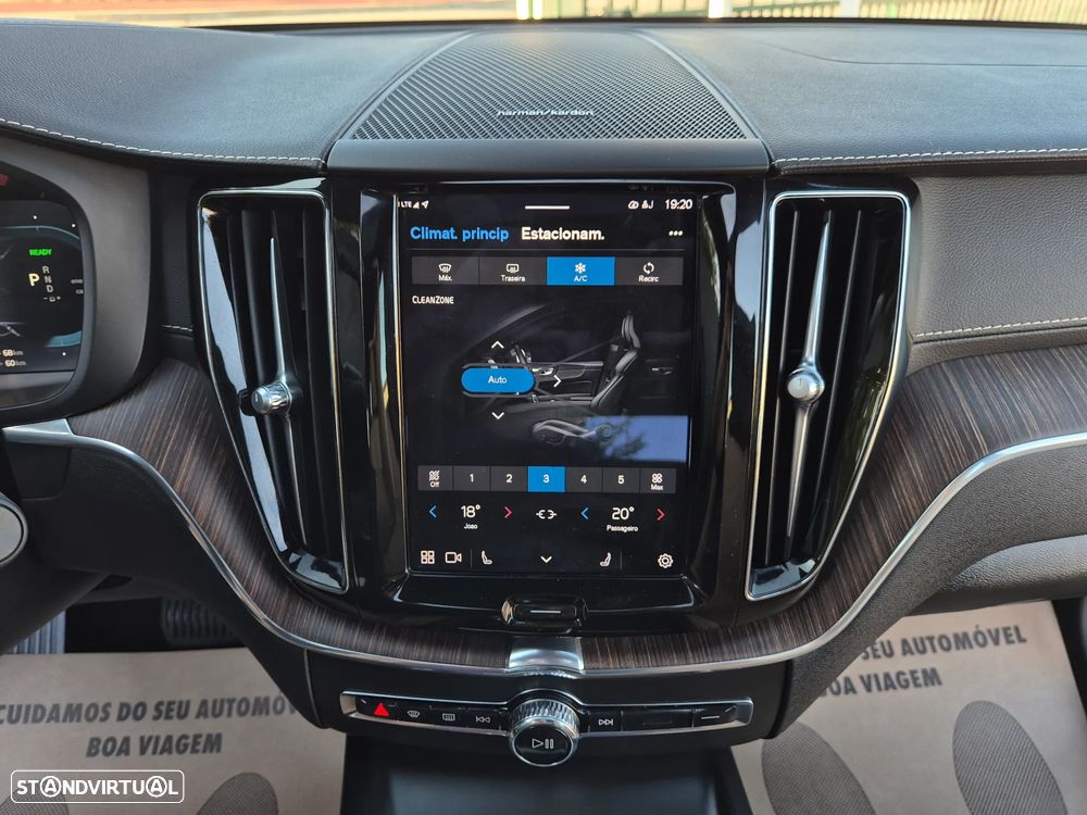 Volvo XC 60 2.0 T8 PHEV Inscription AWD - 39