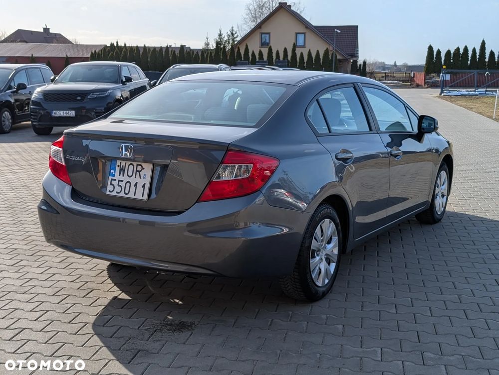 Honda Civic 1.8 Executive i-SHIFT - 15