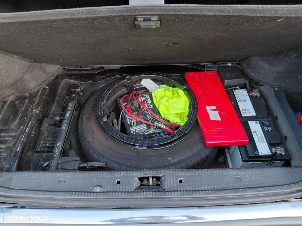 Mercedes-Benz C 200 D Elegance - 29