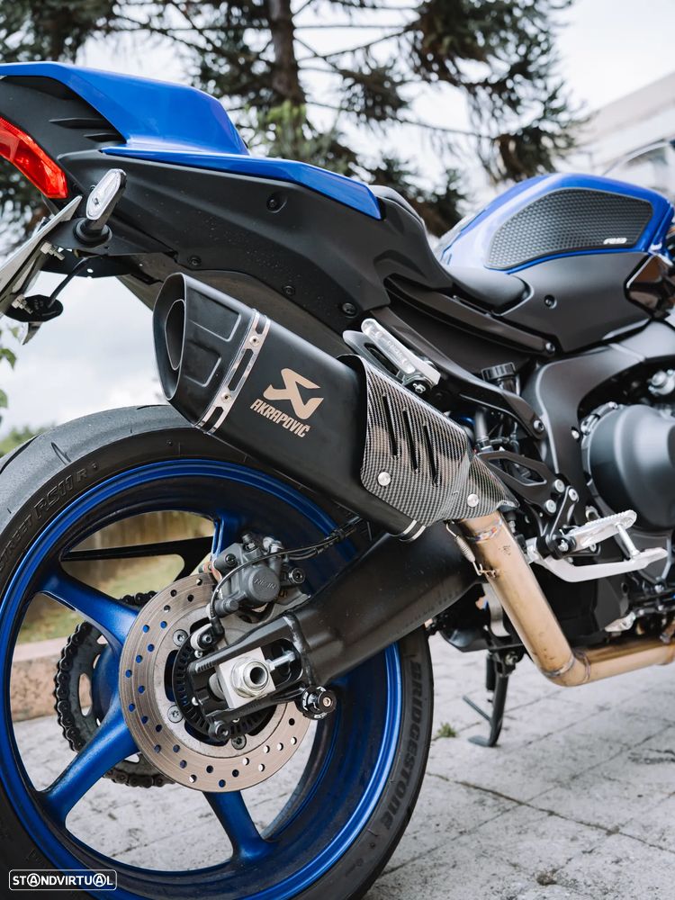 Yamaha YZF R9 - 12