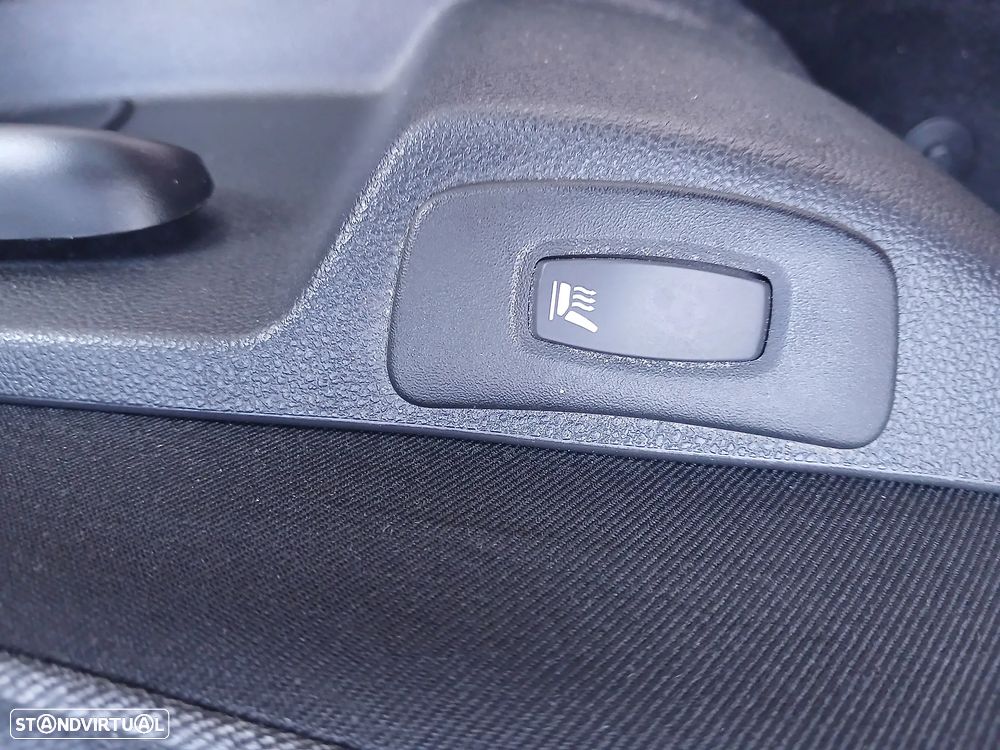 Renault Captur - 21