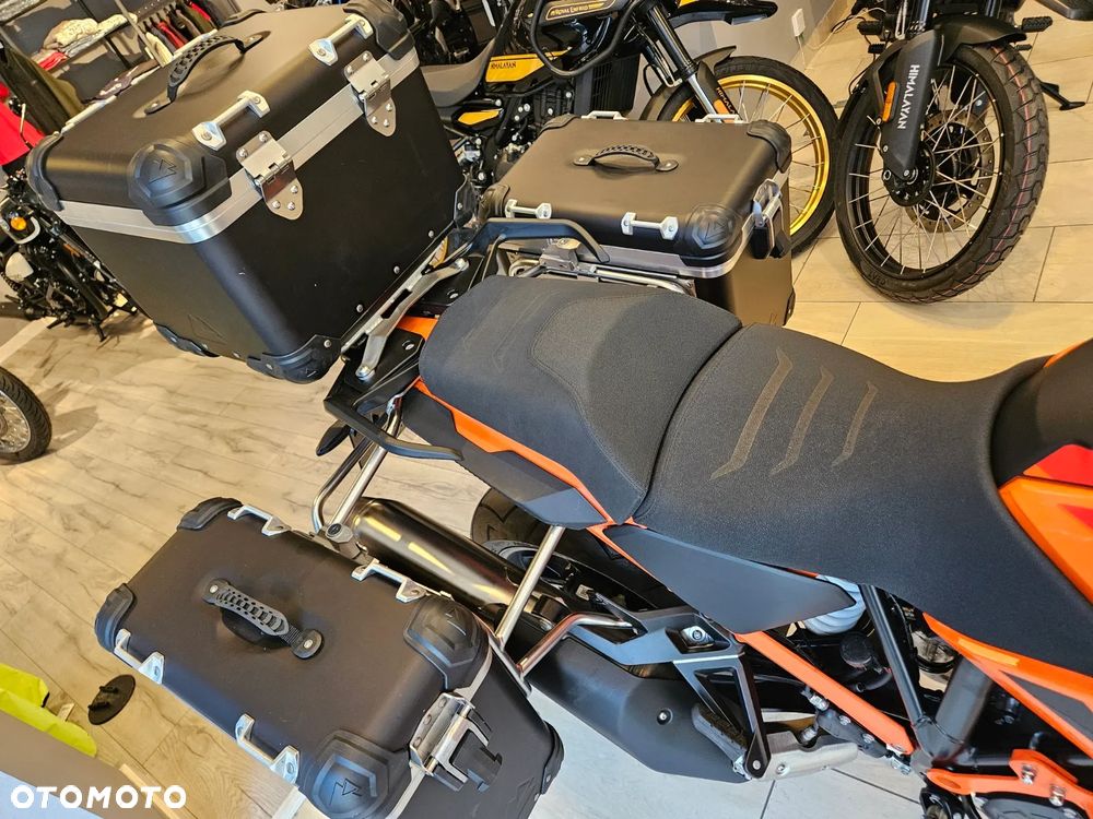 KTM Super Adventure - 25