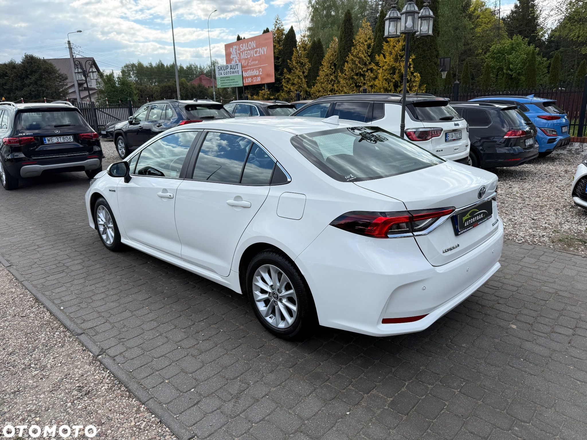 Toyota Corolla 1.8 Hybrid Comfort - 3