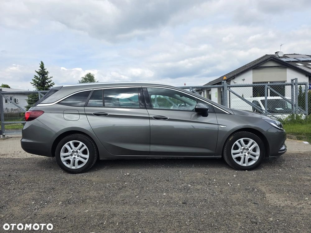 Opel Astra - 16