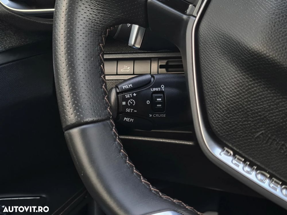 Peugeot 3008 1.6 THP EAT6 GT-Line - 18