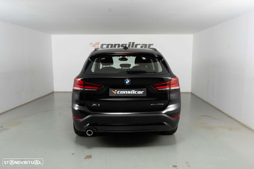 BMW X1 25 e xDrive Corporate Edition - 6