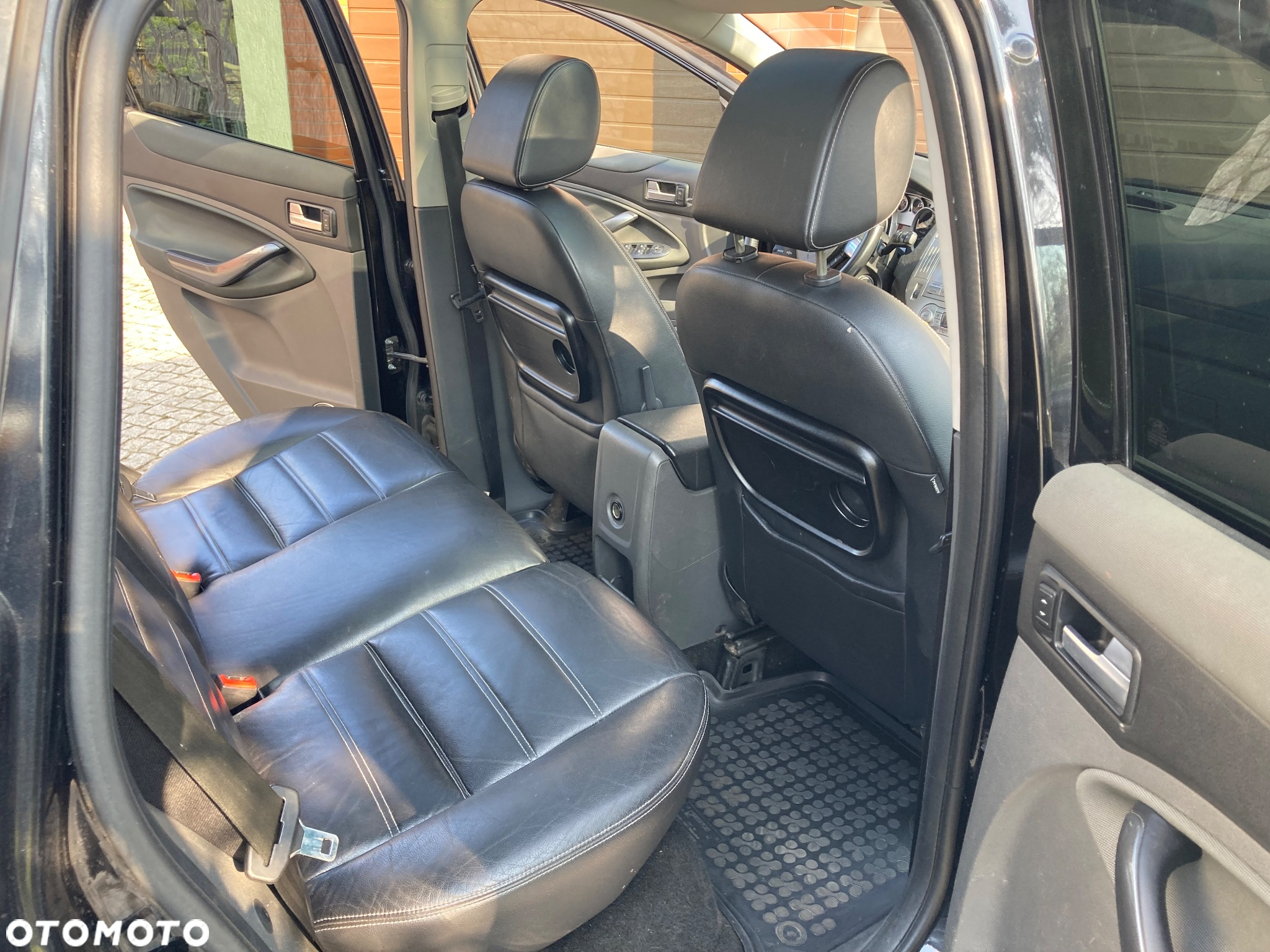 Ford Kuga 2.0 TDCi 4x4 Titanium - 21