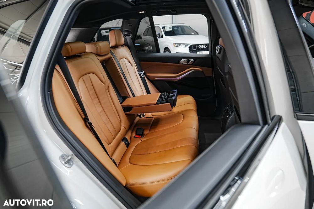BMW X5 xDrive45e - 34
