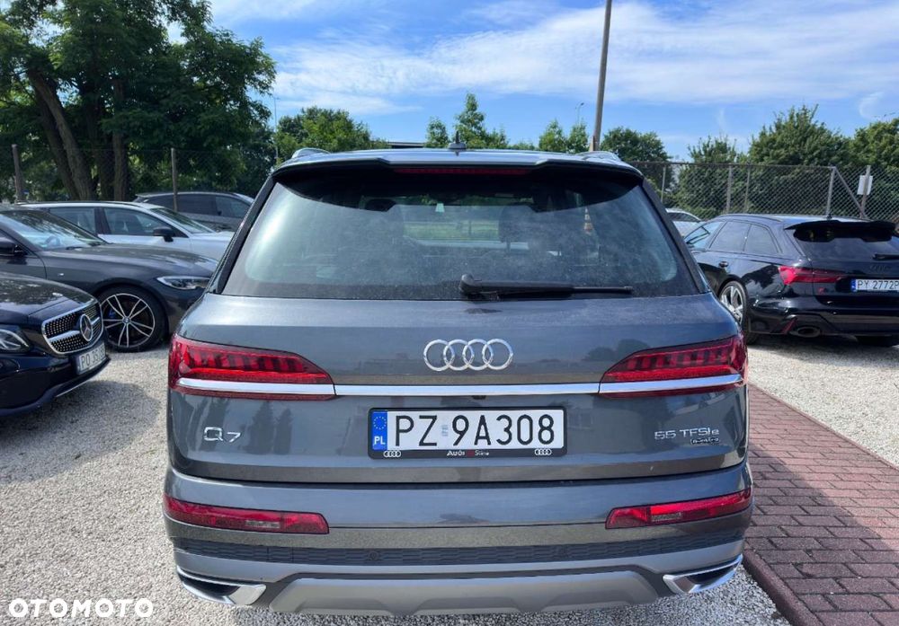 Audi Q7 - 7