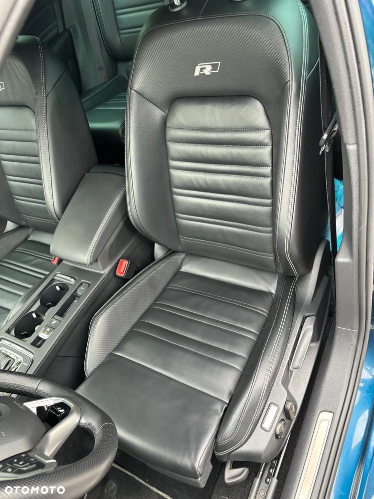 Volkswagen Passat 2.0 TSI Elegance DSG - 22