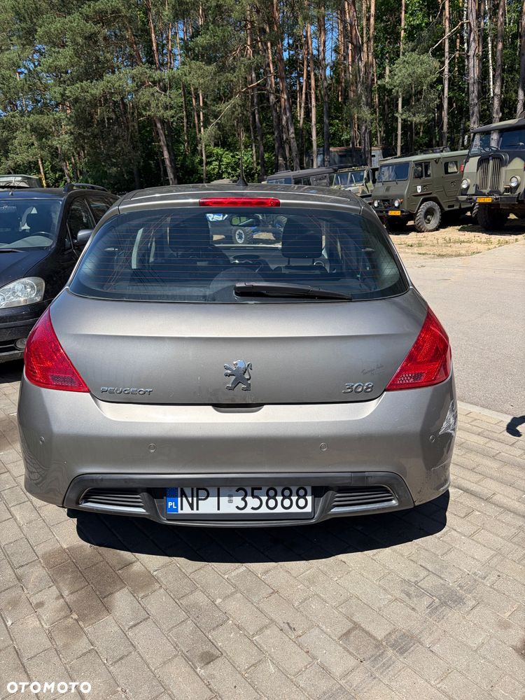 Peugeot 308 1.6 Trendy - 9