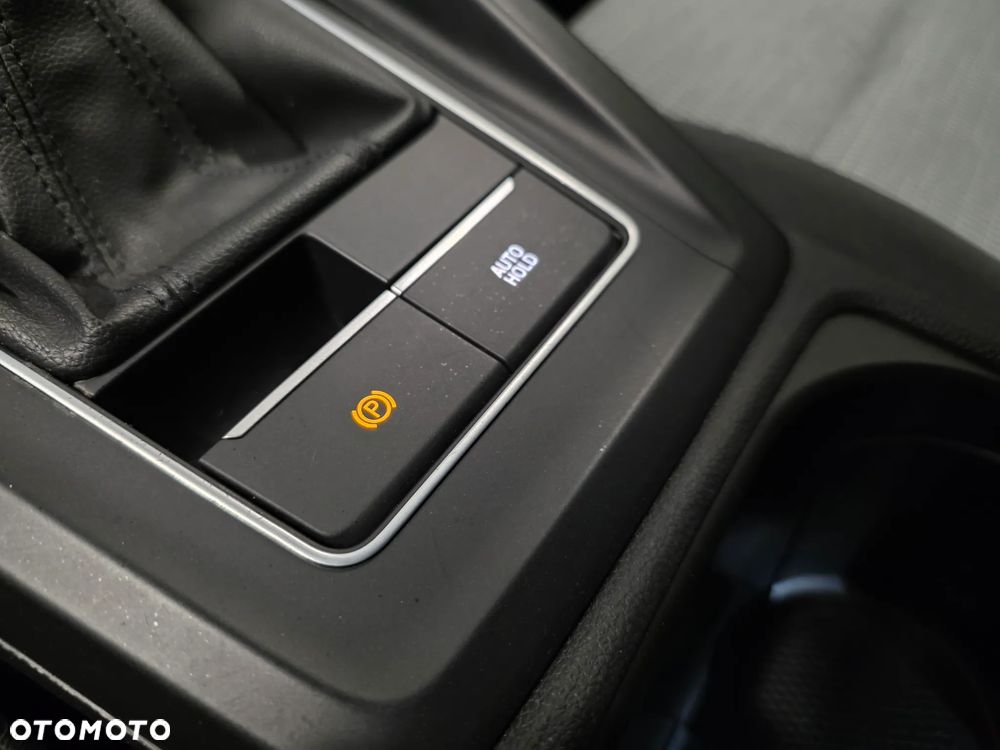 Volkswagen Golf 1.0 TSI - 31