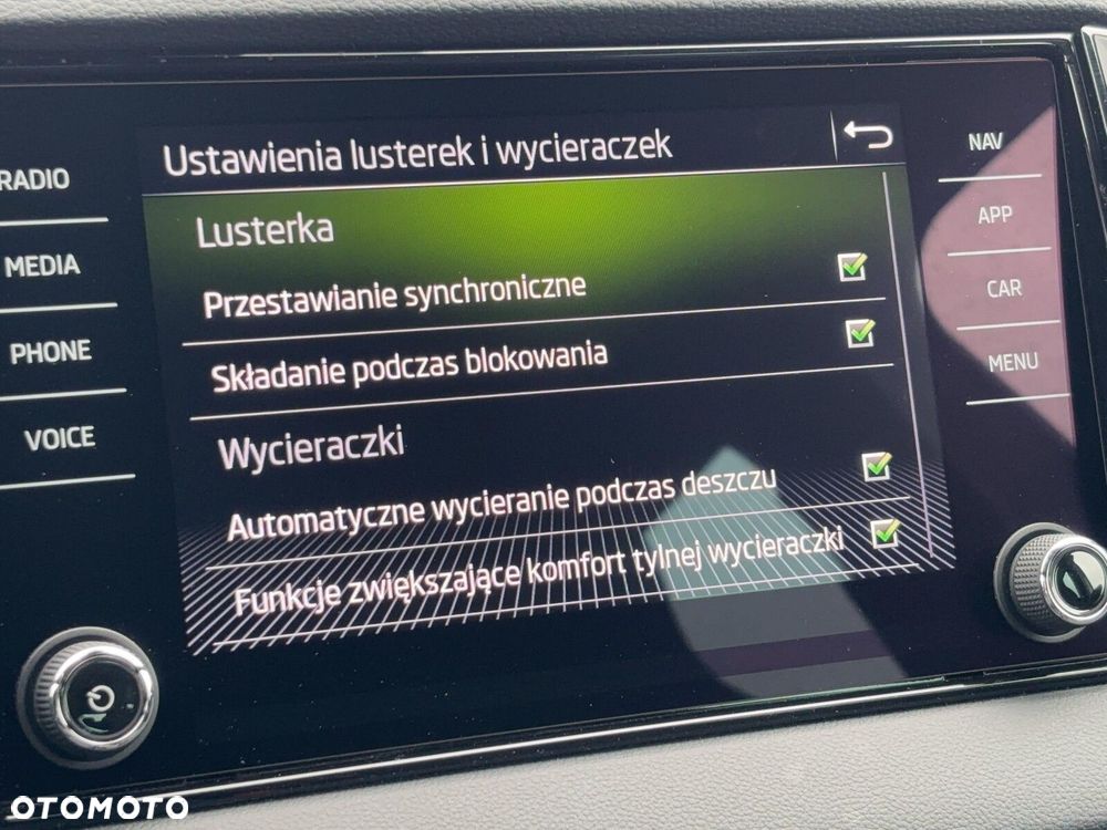Skoda Karoq 1.5 TSI ACT Sportline DSG - 35