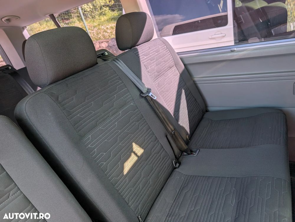 Volkswagen Caravelle 2.0 TDI 110 kW LR Comfortline - 11