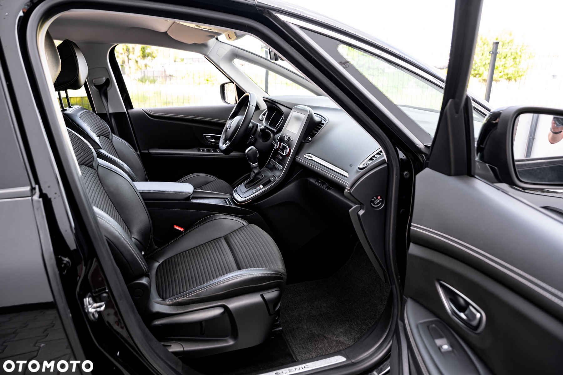 Renault Grand Scenic Gr 1.3 TCe Energy Zen EDC - 24