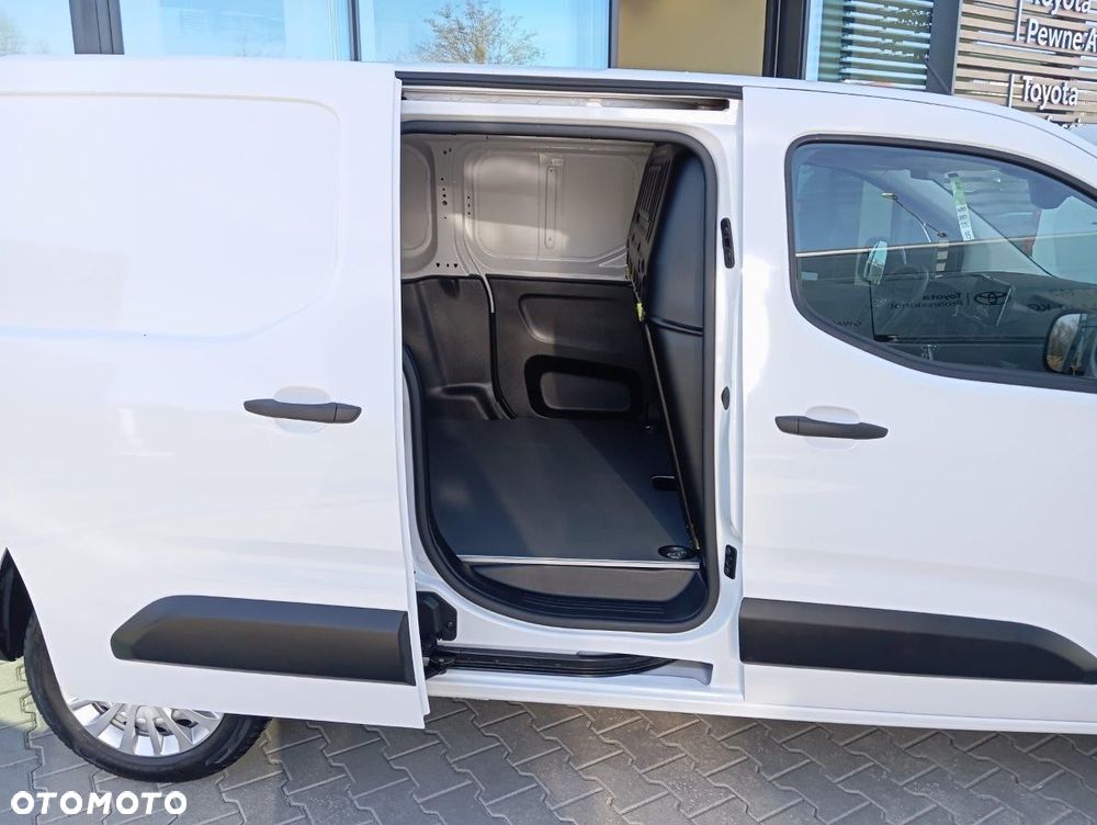 Toyota PROACE CITY - 16
