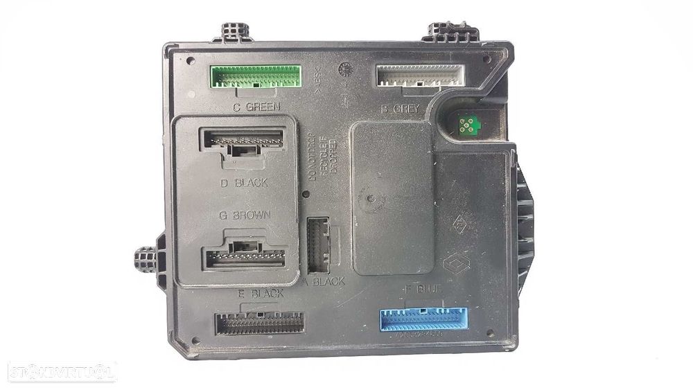 CAIXA DE RELÉS/ FUSÍVEIS RENAULT MEGANE III BERLINA 5 P BOSE EDITION - 1