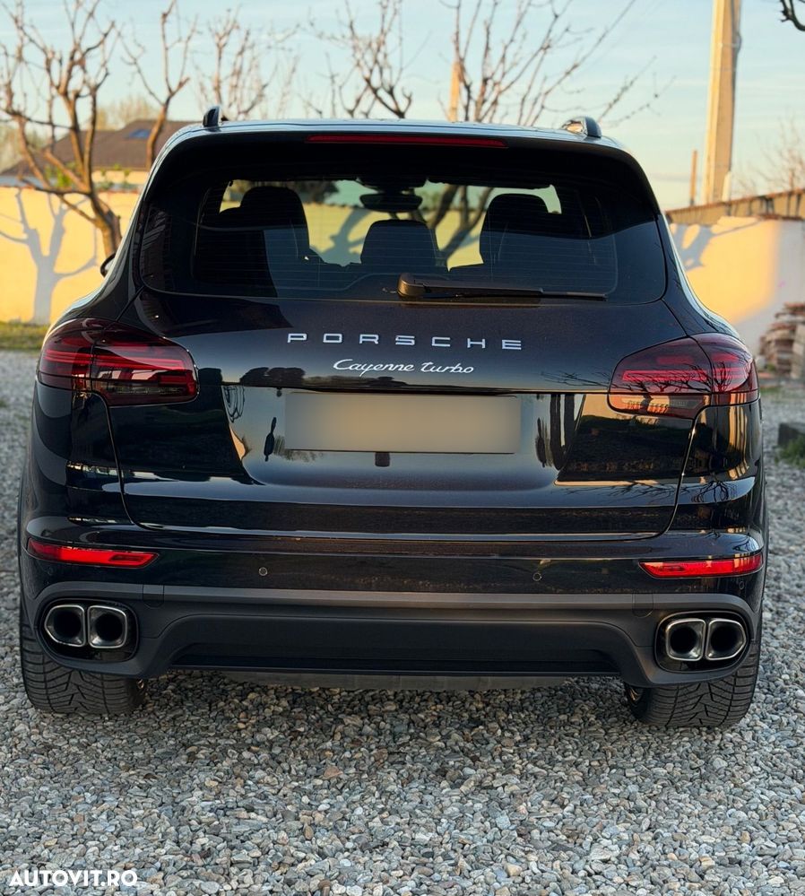 Porsche Cayenne - 5