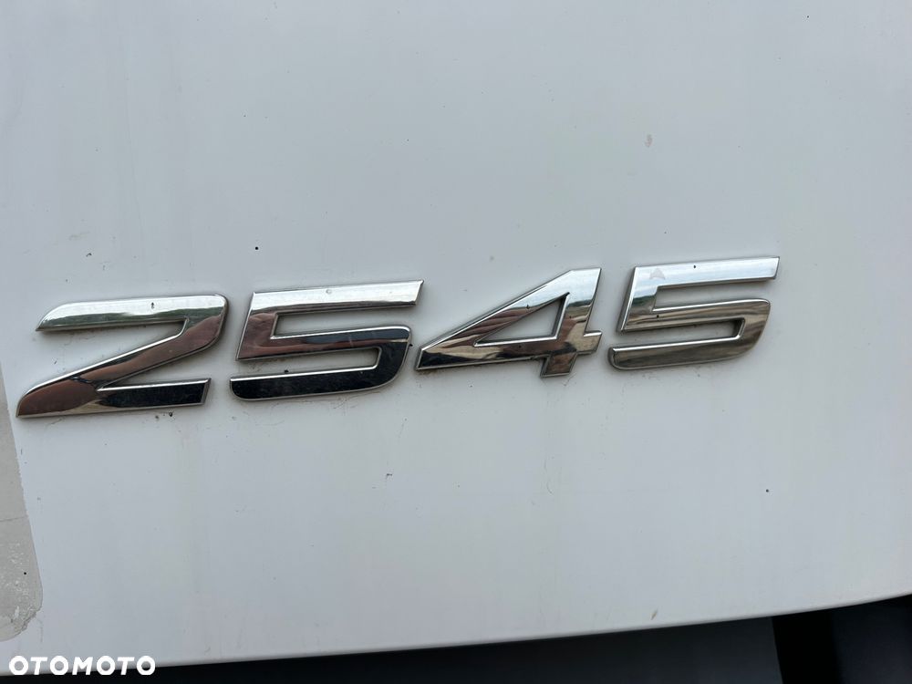 Mercedes-Benz Actros - 14