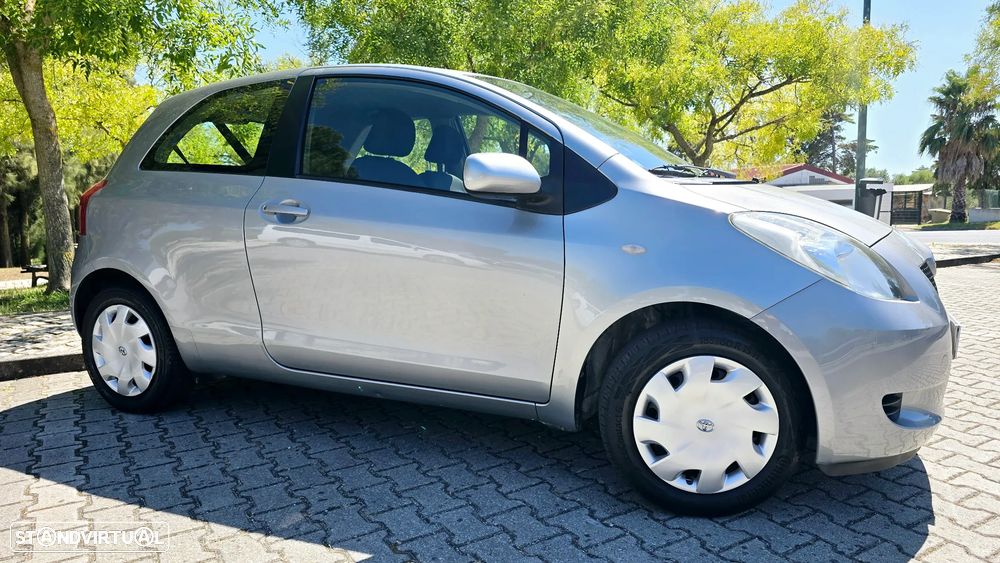 Toyota Yaris 1.0 VVT-i AC Manual - 14
