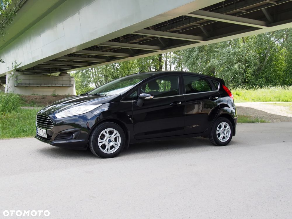 Ford Fiesta 1.0 EcoBoost STart-Stop Titanium - 18