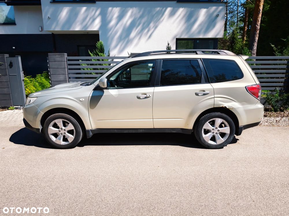 Subaru Forester 2.0D XE NAV - 3