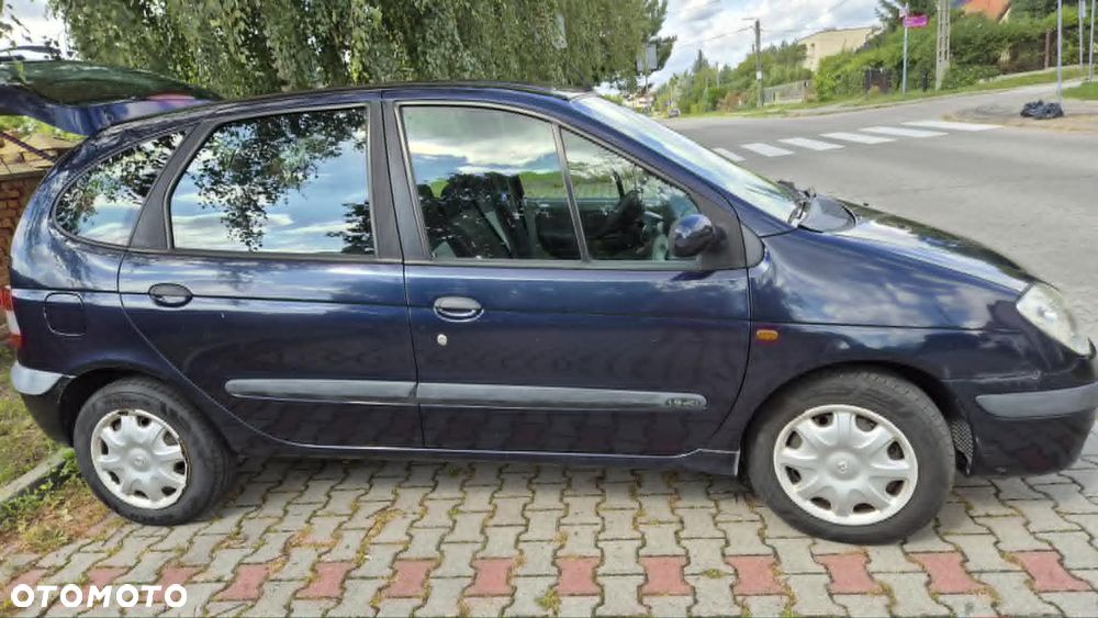 Renault Scenic 1.9 dCi Authentique - 13