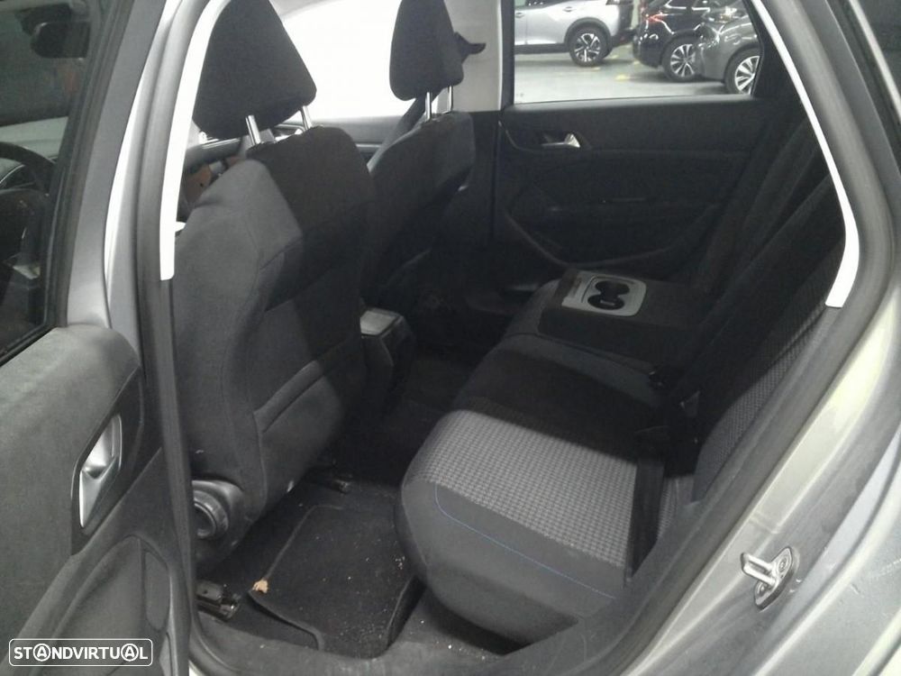 Peugeot 308 SW 1.5 BlueHDi Style - 3