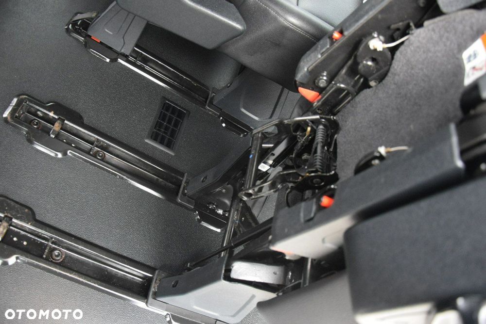 Ford Transit Custom - 32