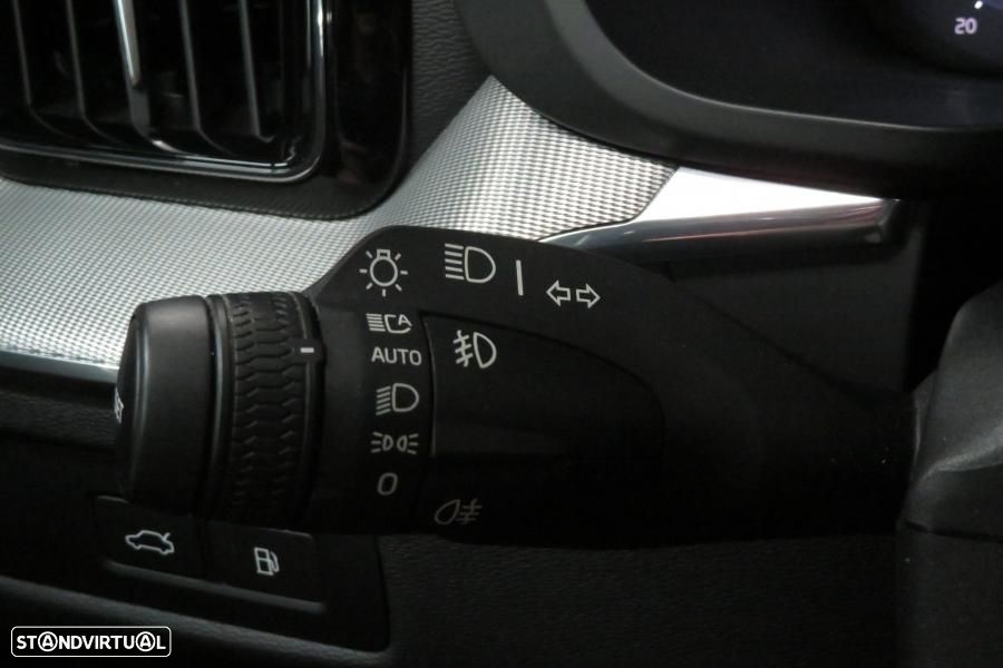 Volvo XC 60 2.0 T6 PHEV Ultimate Dark AWD - 25