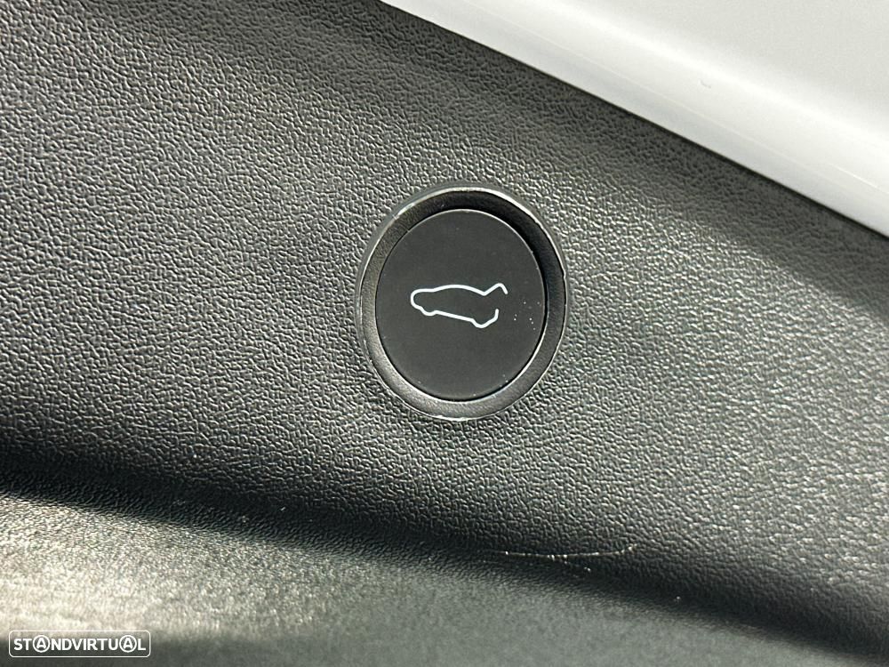 Tesla Model 3 Performance Dual Motor AWD - 51