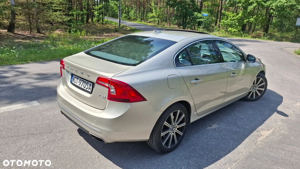 Volvo S60 - 6
