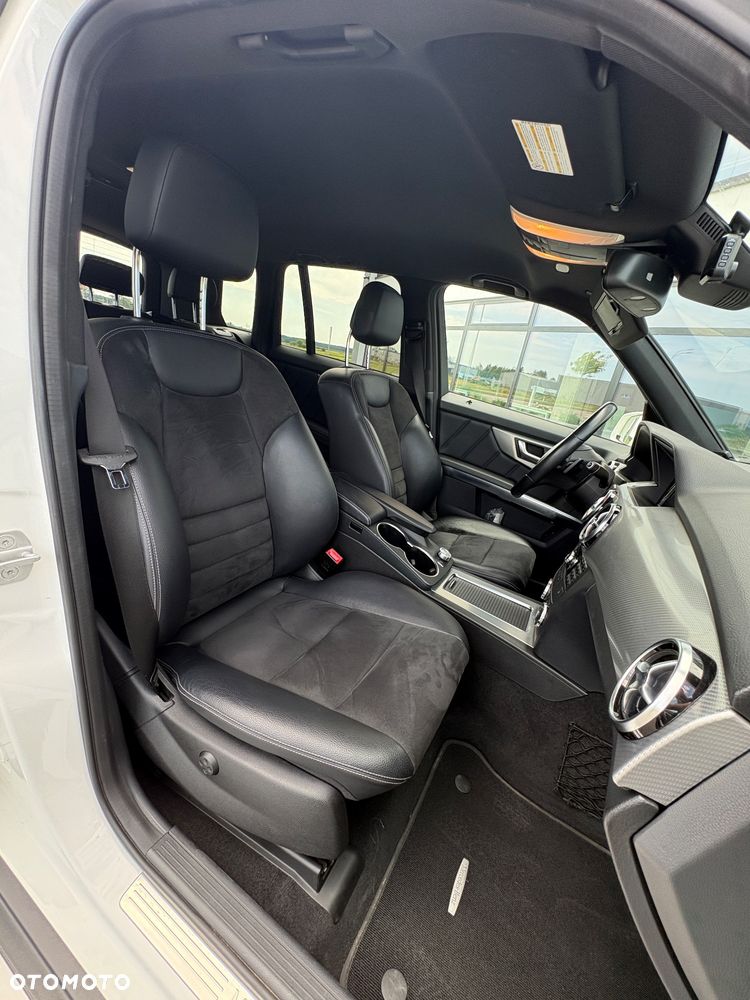 Mercedes-Benz GLK 350 4Matic (BlueEFFICIENCY) 7G-TRONIC - 13