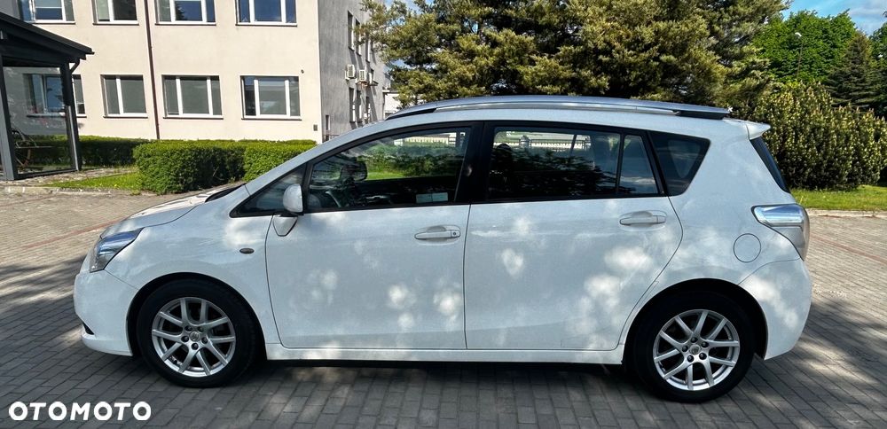 Toyota Verso 2.0 D-4D Sol plus 7os - 2
