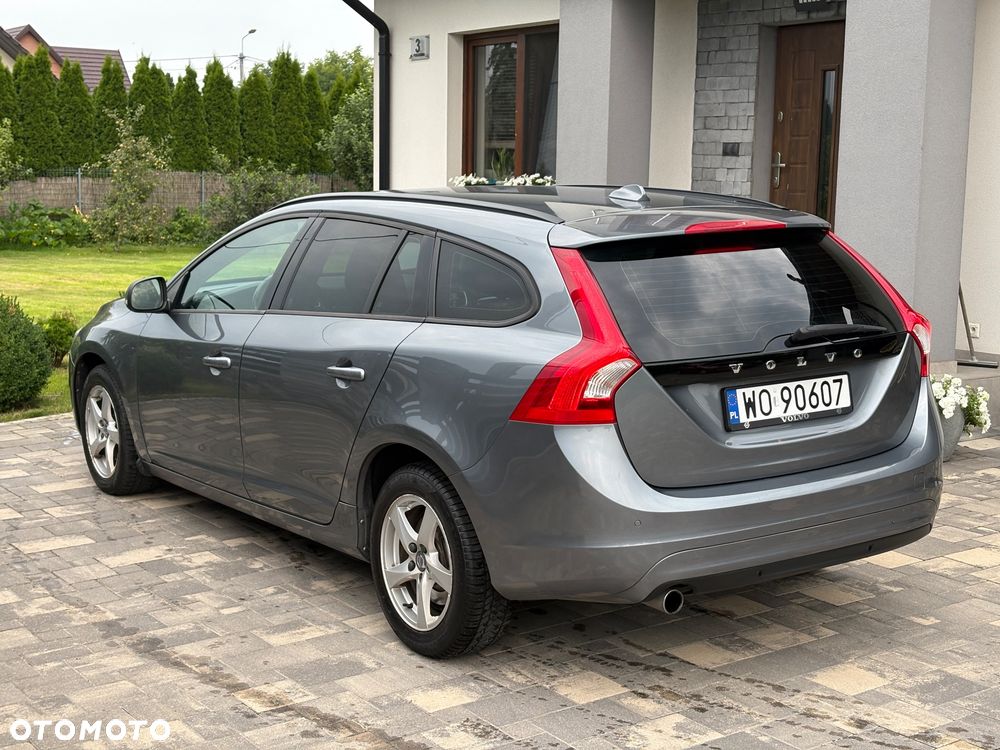 Volvo V60 D2 Drive-E Momentum - 6