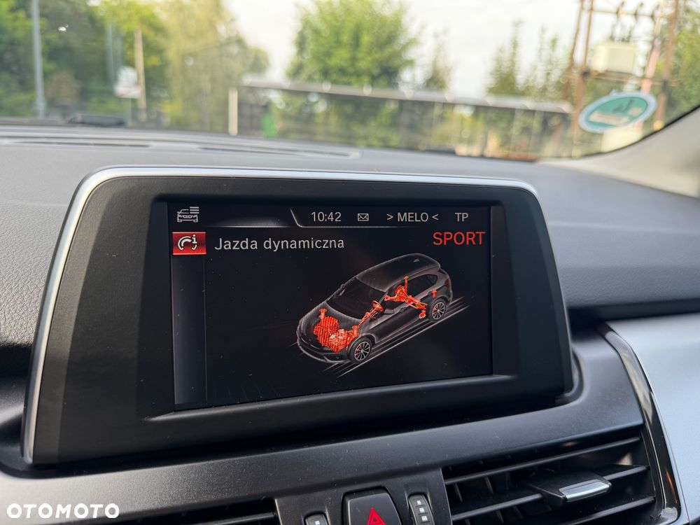 BMW Seria 2 218d - 30