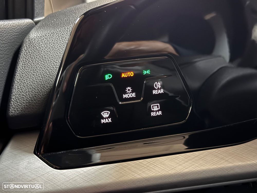 VW Golf 1.0 TSI Sportline - 24