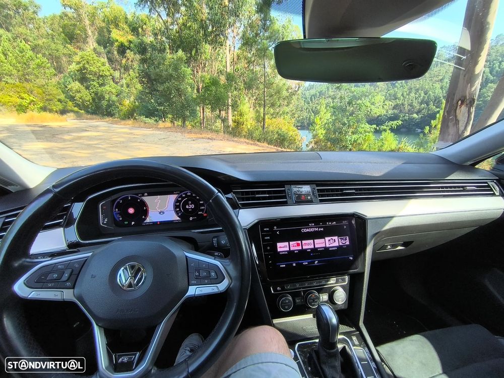 VW Passat Variant 2.0 TDi R-Line DSG - 7